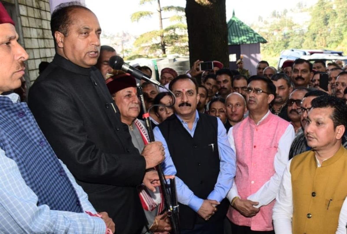 Government withdraws condition of one hectare land for registration of tractor