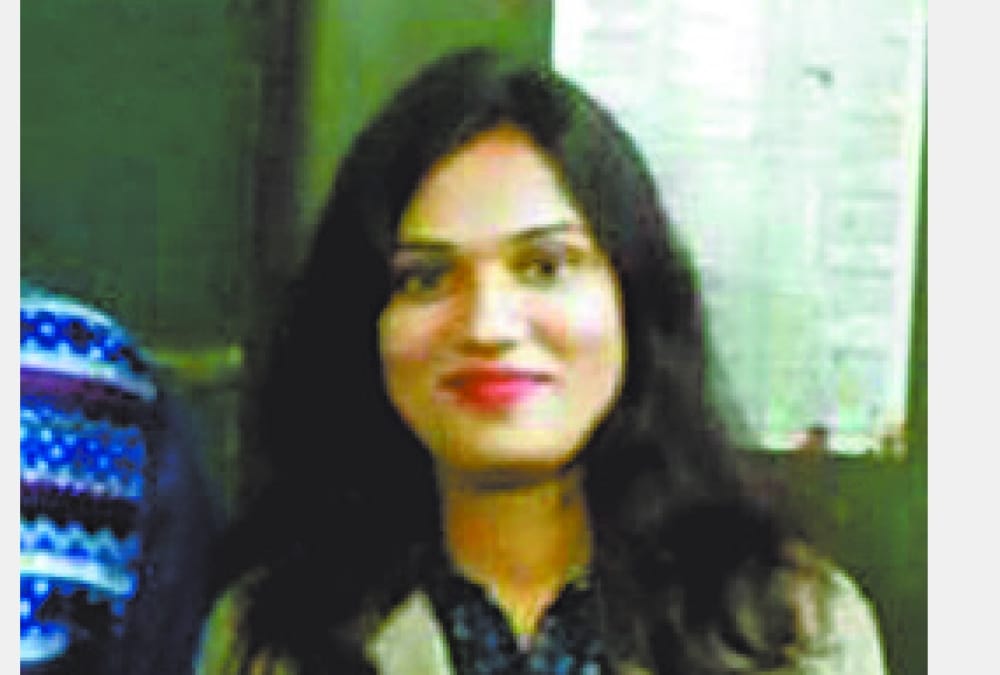 police and forensic team inspects manisha sharma room.