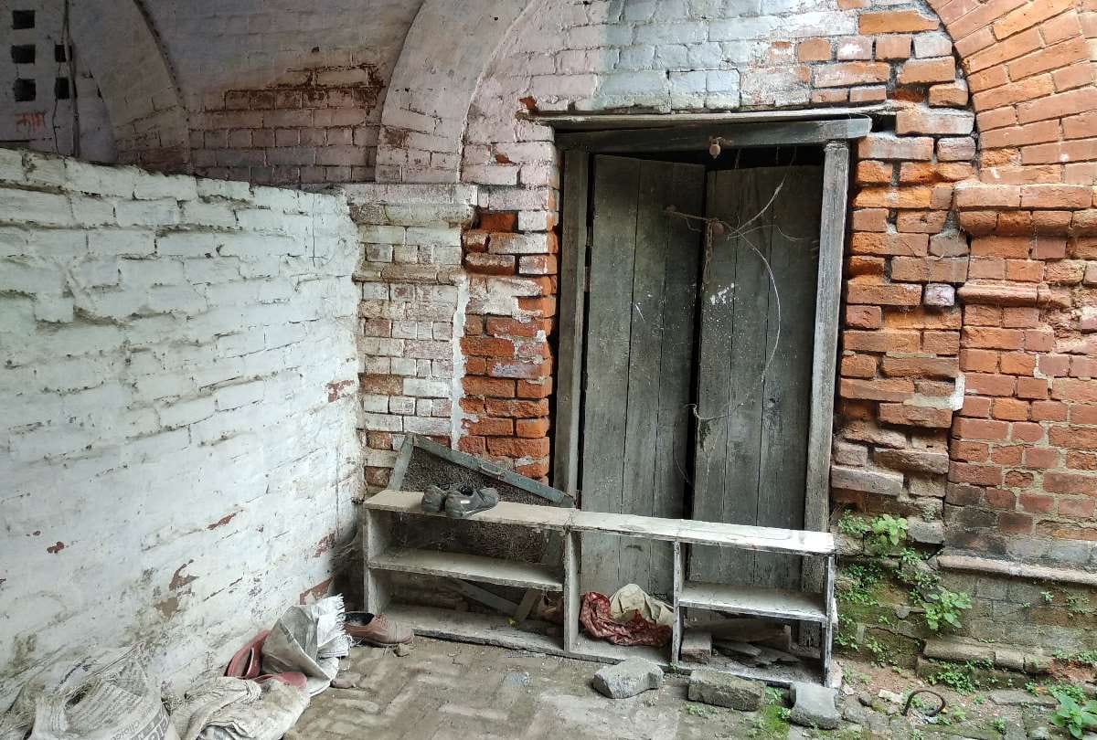 only 80 thousnd rupees allotted further repairing of wazirganj  thana