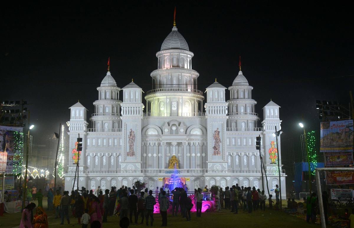 Durga puja celebration in varanasi and see pictures of pandal decoration