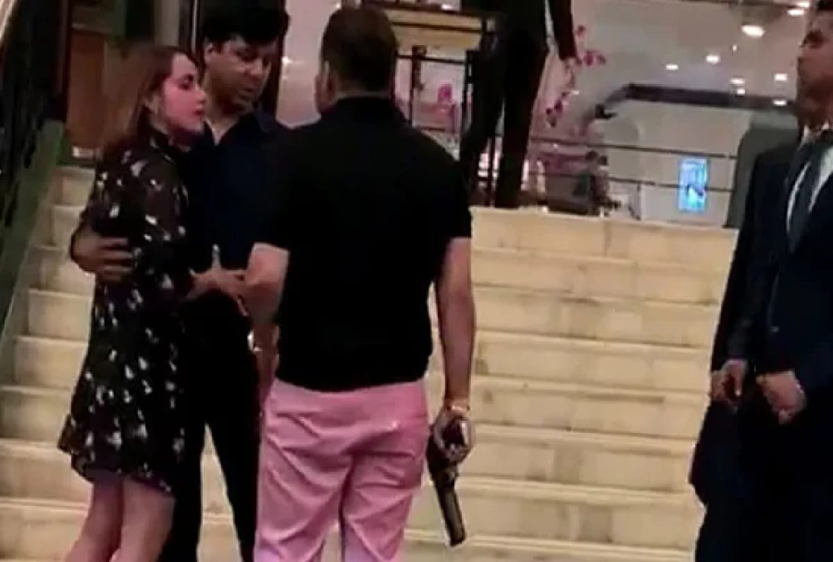Ashish pandey family accused of blurring image