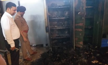 Fire in DJ court and more than hundred file burnt