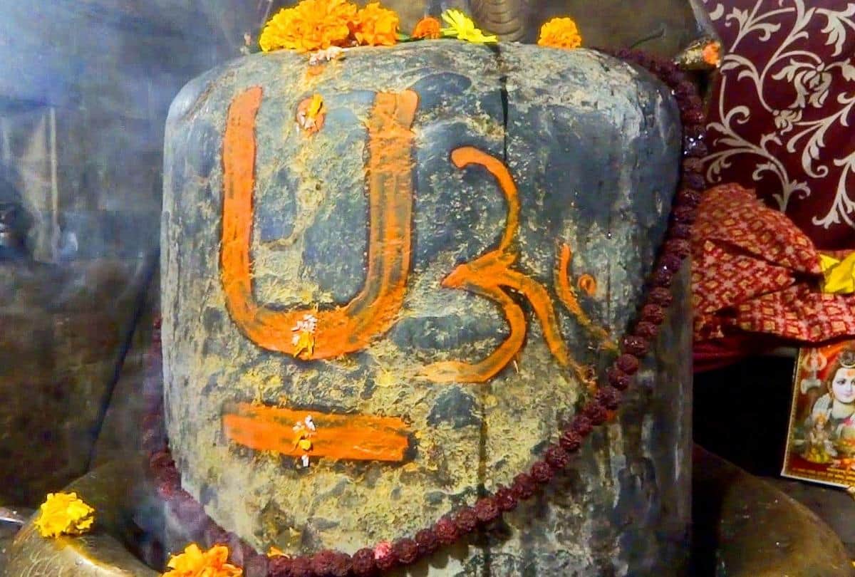 bijli mahadev a sacred temple of lord shiva in india