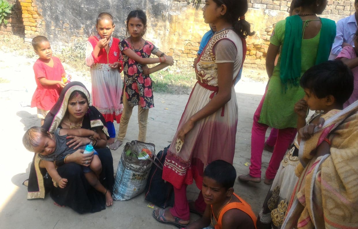 नशेड़ी पति ने पत्नी और बच्ची को मौत के घाट उतारा