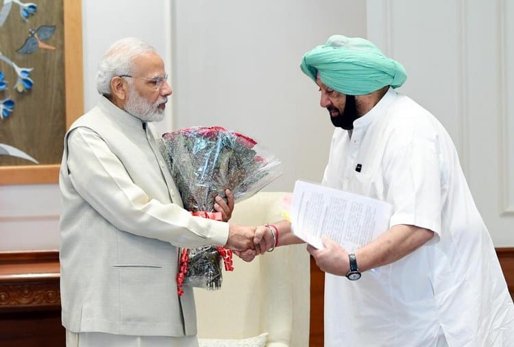 Punjab CM met PM Modi over compensation to farmers in lieu of stubble burning