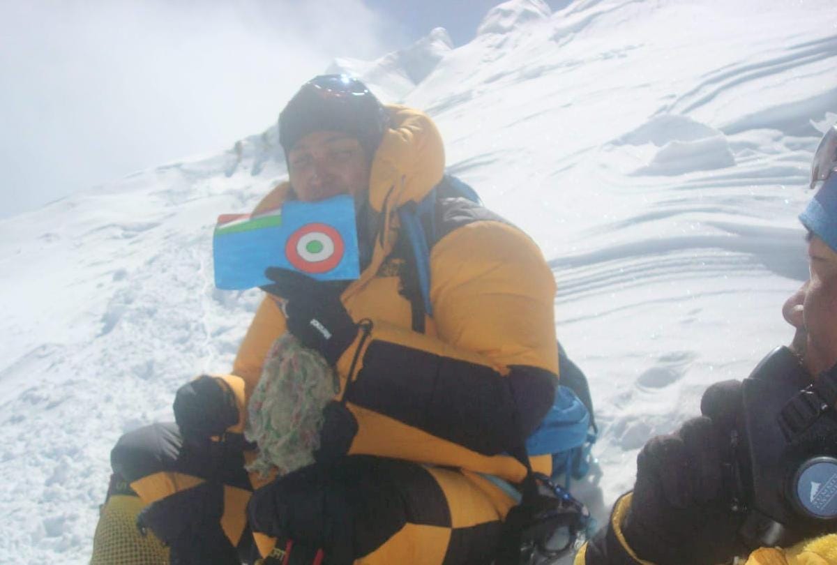 Rajika sharma climbed Manaslu peak the eighth highest mountain in the world