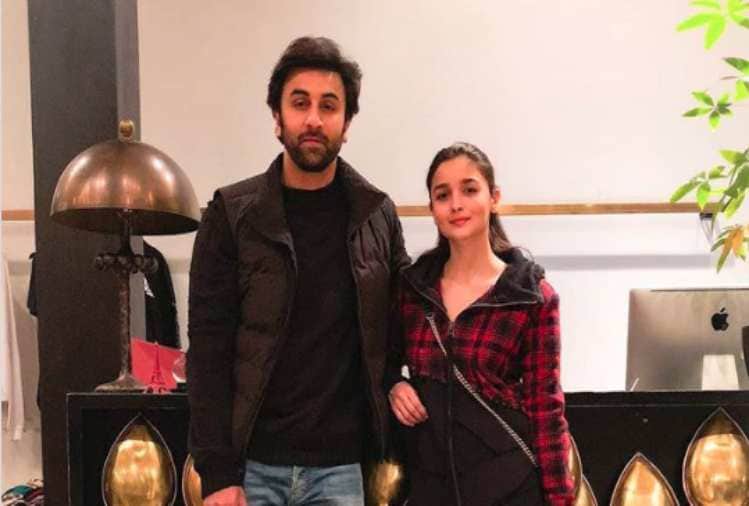 ranbir kapoor and alia bhatt photo viral from newyork