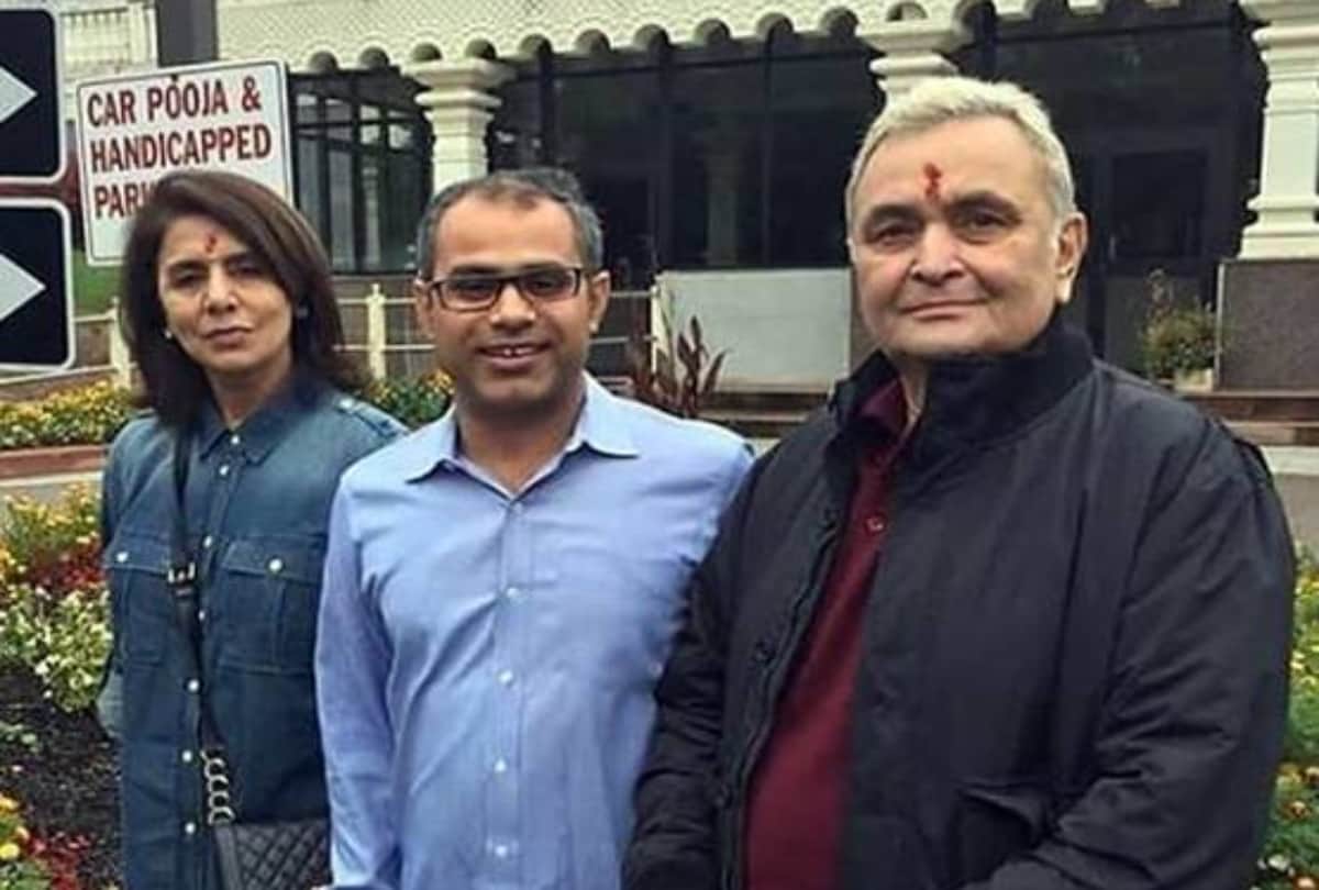 rishi kapoor and neetu kapoor latest photo at temple