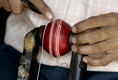India vs England: Virat Kohli and Ravi Ashwin is not happy with SG ball difference between duke and kookaburra ball