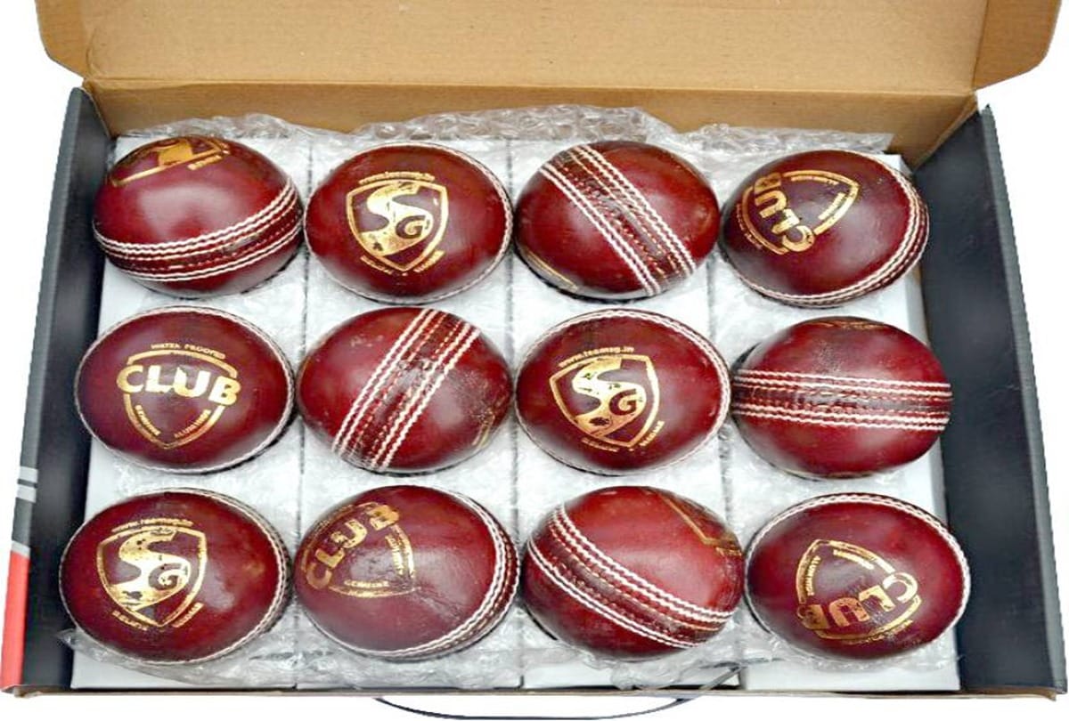 Kookaburra Vs SG Vs Dukes Ball: which ball is better In Test Cricket
