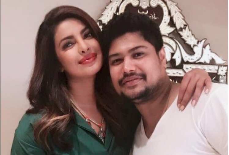 bollywood famous makeup artist vardan nayak isha ambani is also his client