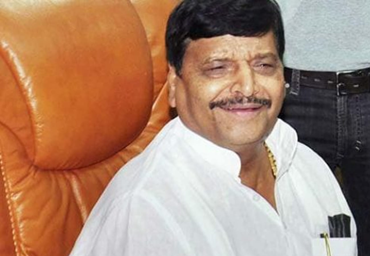Shivpal singh yadav in etawah for secualr morcha party office inauguration