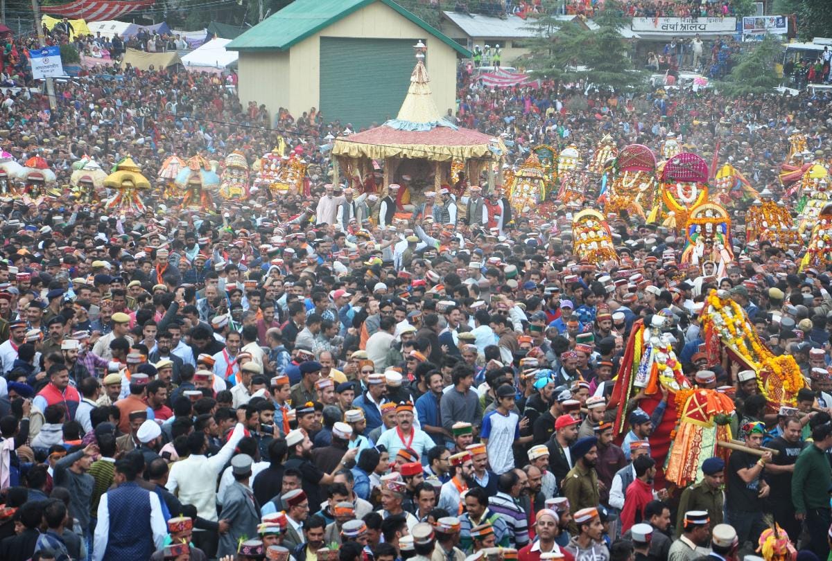international kullu dussehra 2018 thousans of devotees scenic view