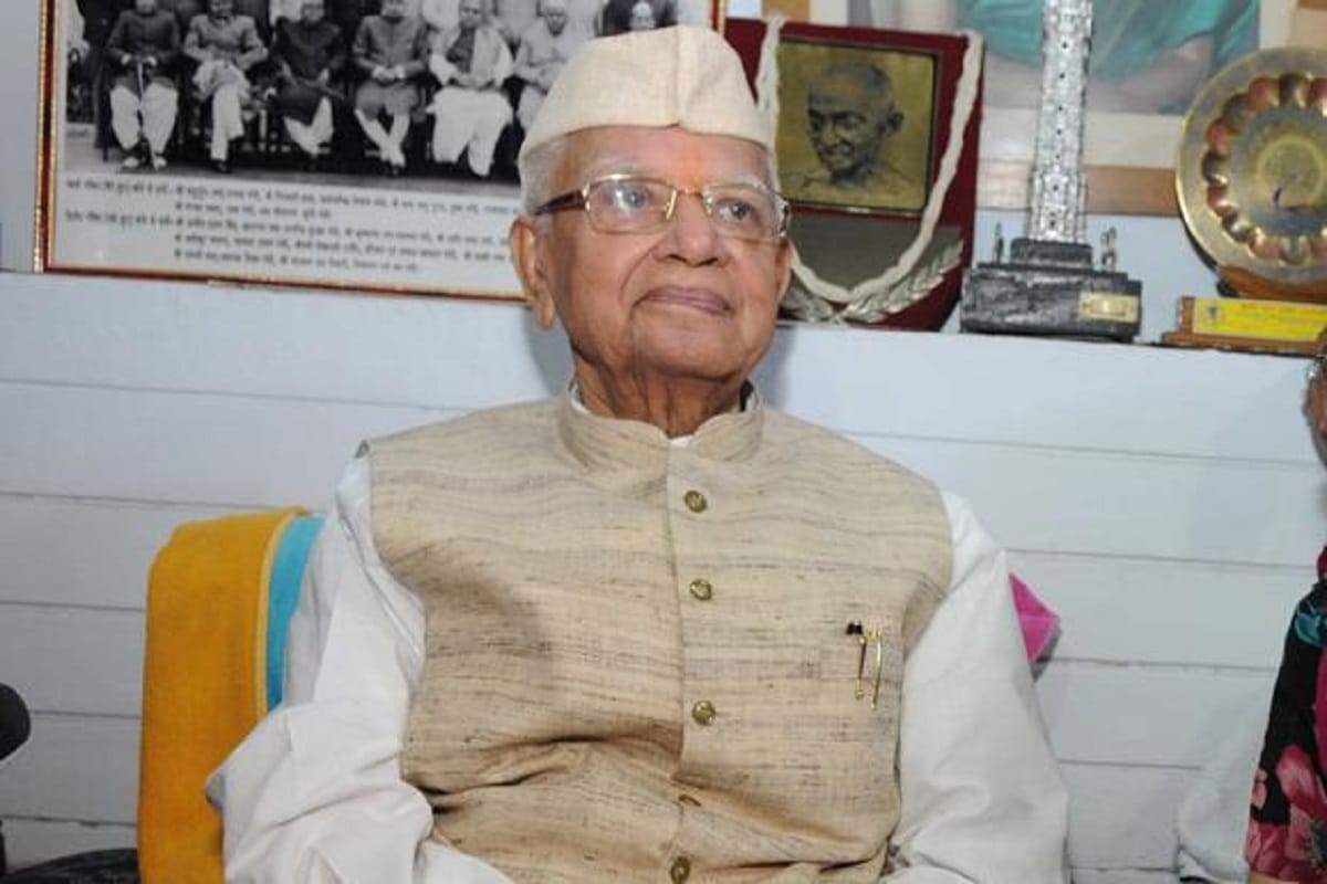 ND Tiwari used to teach tuition for one time food