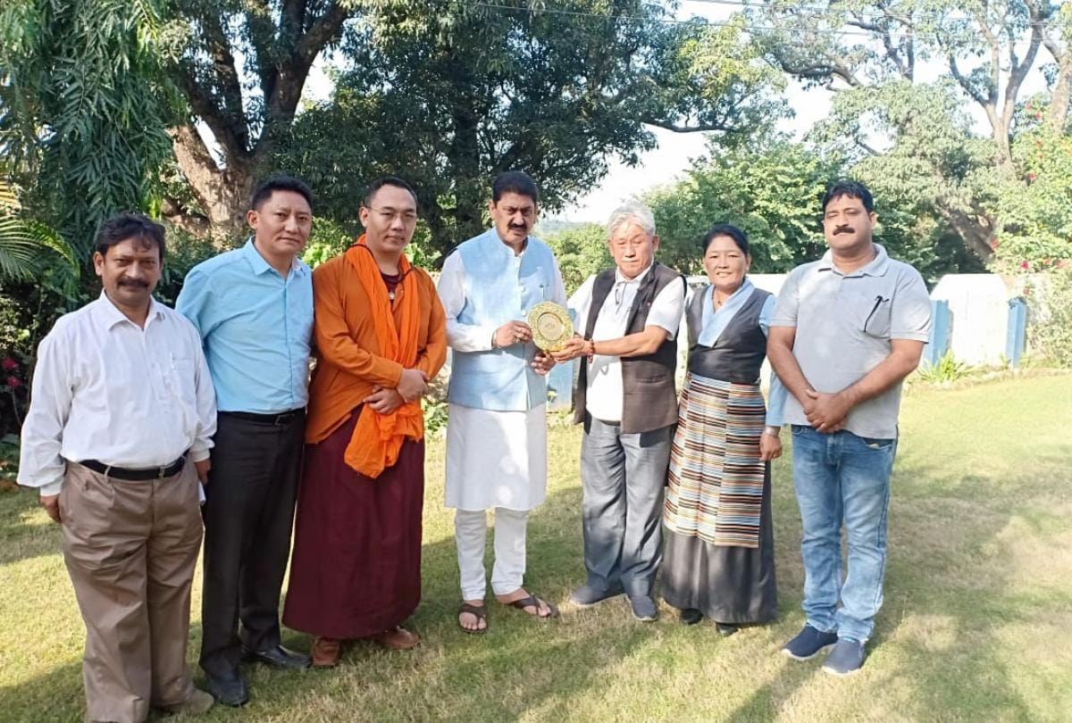 Tibetan Sansad meeting with MLA rakesh Pathania