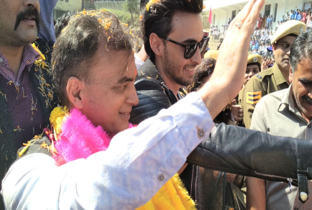 bollywood actor aayush sharma at mandi himachal