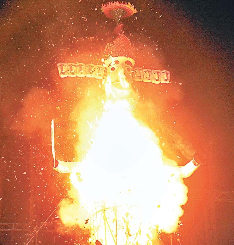 fire on ravan and meghned.