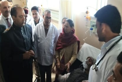 cm jairam thakur announced increment in salary of contract and specialist doctors