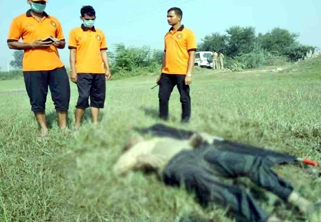 Five Businessman deaths in Unnao murder or accident MP Sakshi Maharaj demanded CBI inquiry