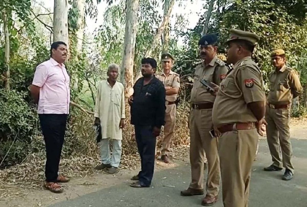 robbers looted farmer in kasganj