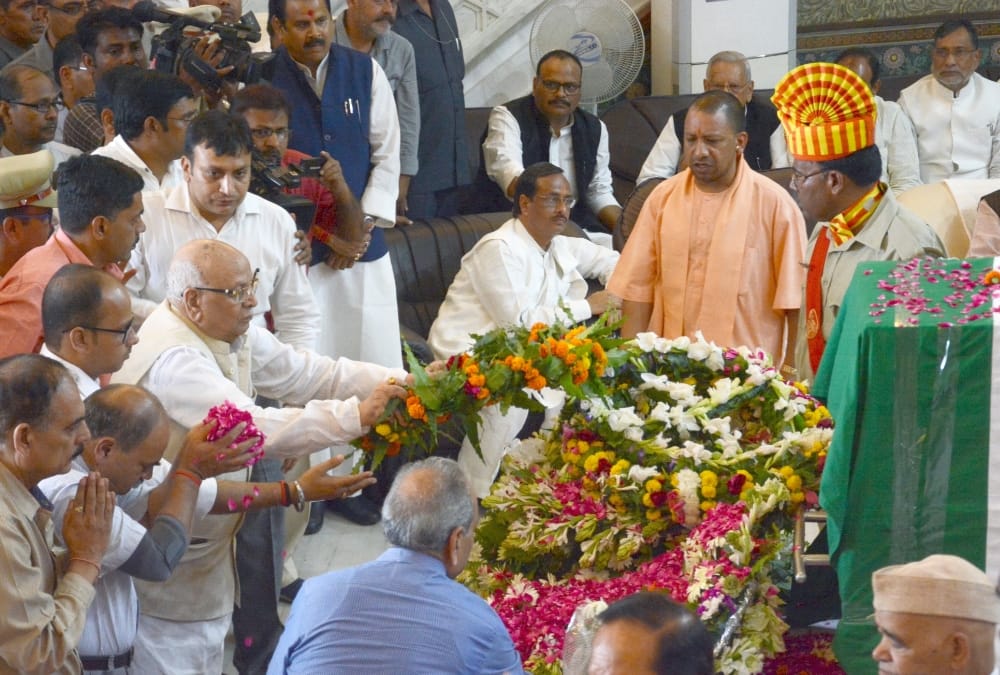 uttar pradesh government to give tribute to nd tiwari.