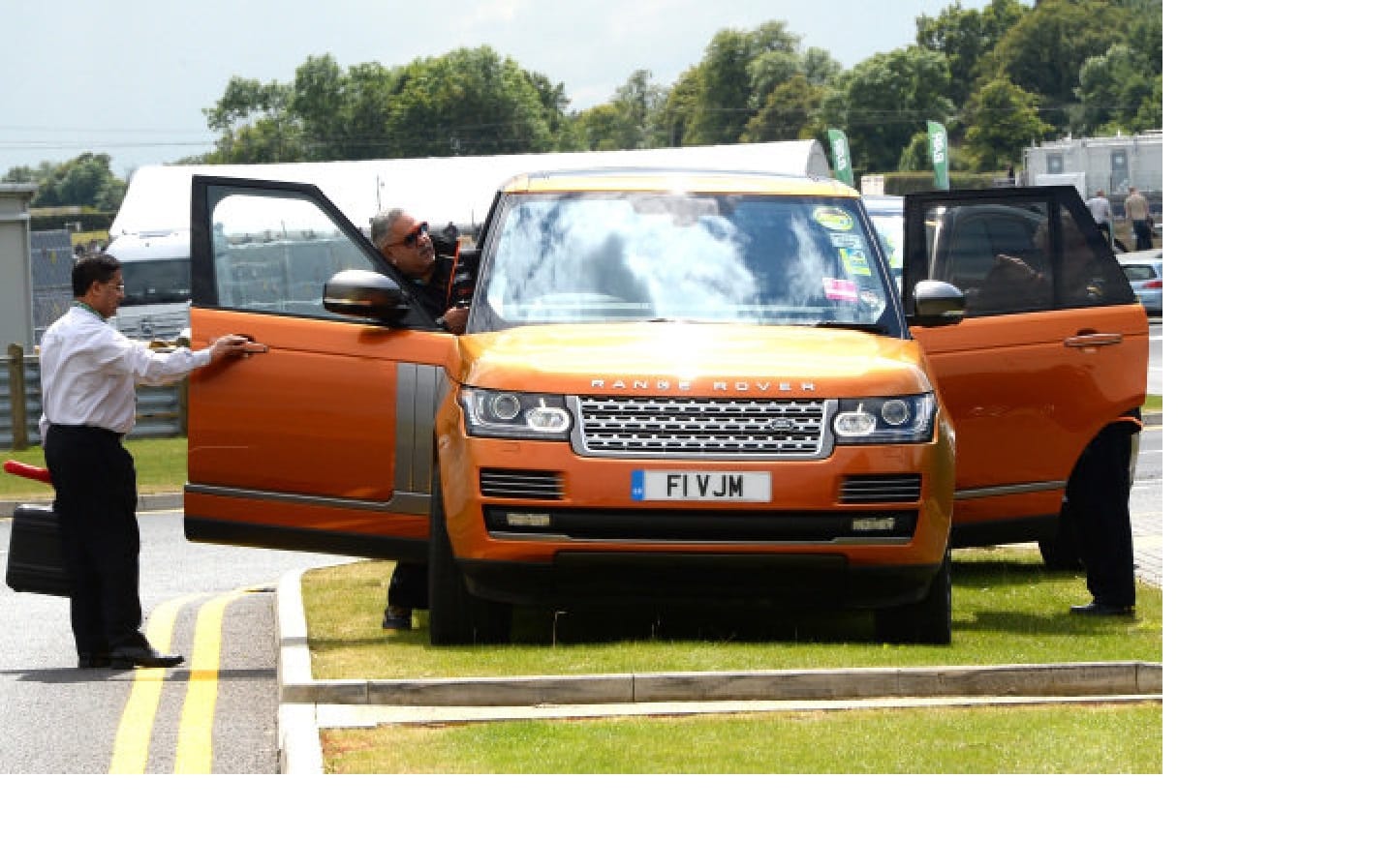 Vijay Mallya's posh cars will be sold by bank