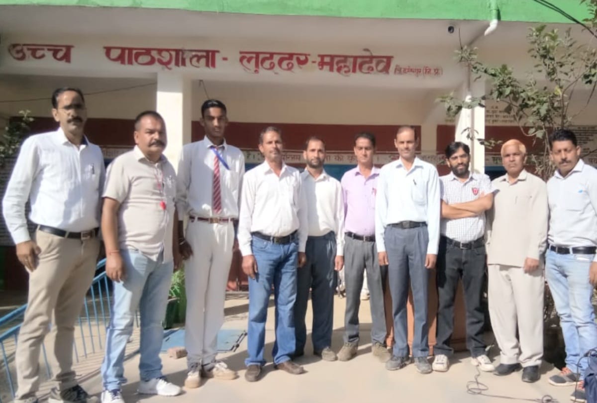 Saurabh thakur will play National in Badminton and Basketball