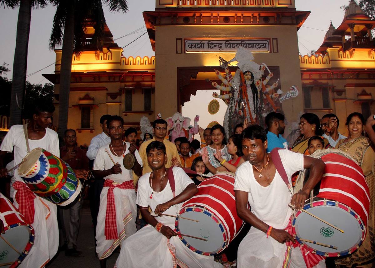 Durga visarjan in varanasi devotees said durga mata come back next year