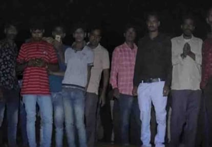 in Amritsar Train Accident on Dussehra unnao habitant two youngmen lost his life