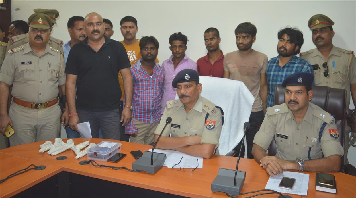 Police arrest five vicious criminals after encounter
