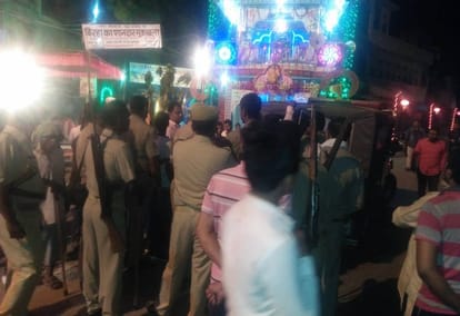 Stone pelting on bharat milap procession five injured in azamgarh