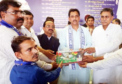 BSP state president RS Kushwaha targets shivpal yadav and bjp