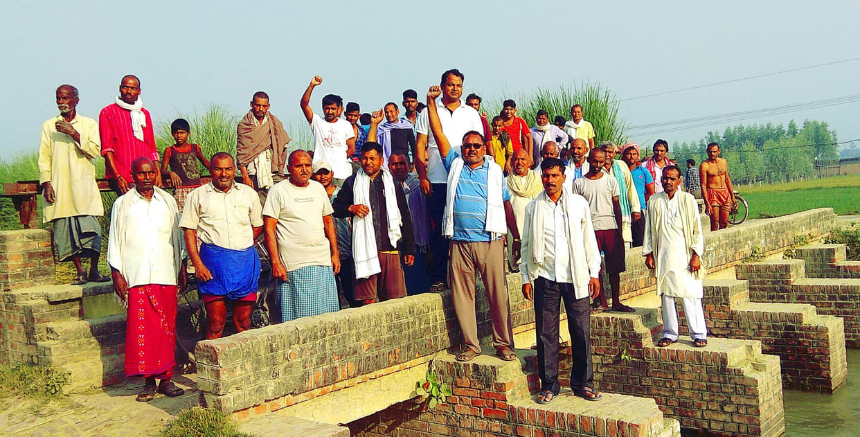Farmers Performed on Canal