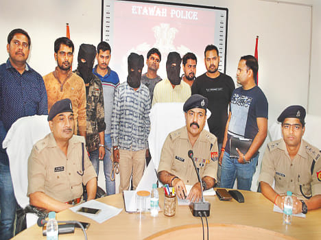 Car gang robbery arrested with two companions