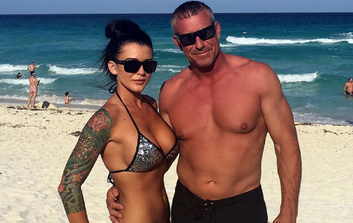 27 year girl marry with her best friend's father