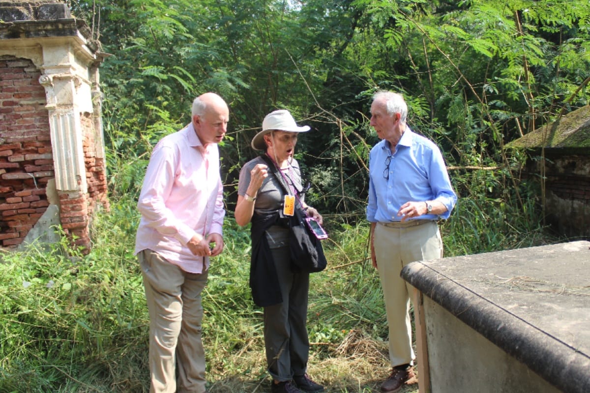 British citizens visit meerut St johns cemetery and museum