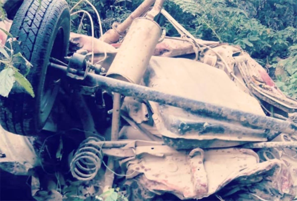two died and two injured in pickup vehicle accident at theog shimla