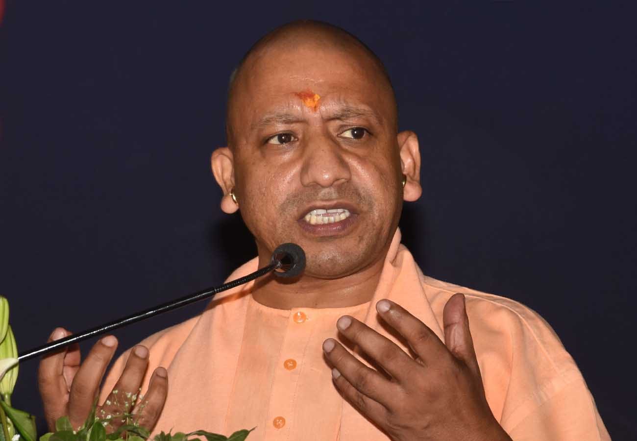 CM yogi and akhilesh yadav will be in varanasi tomorrow