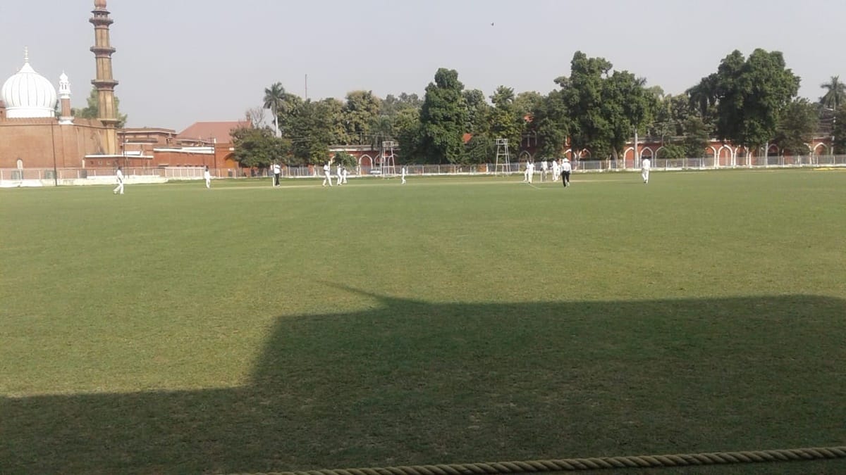 uttar pradesh earns lead against vidarbha