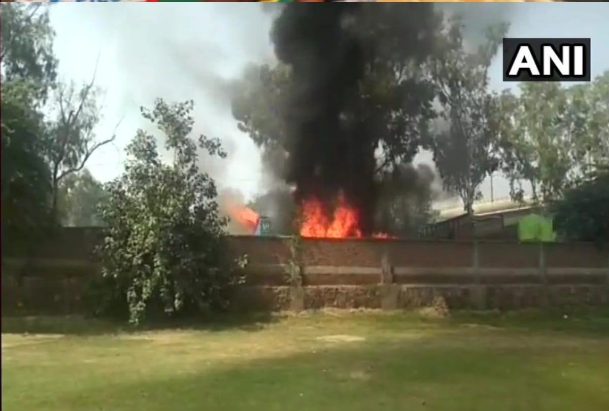Fire breaks out at a bus parking at Mori Gate fire tenders present on spot