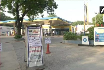 delhi petrol pump cng taxi dtc all on strike on 22 october all updates and development of day