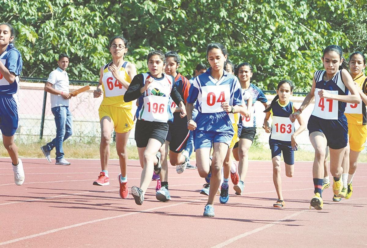 Abhishek and Shipali wins gold medal in 1500 meter race