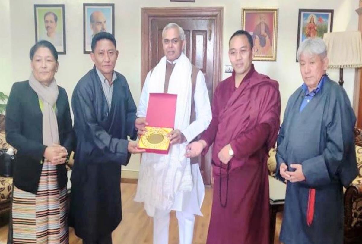 Tibetan MP's delegation meets governor acharya dev vrat