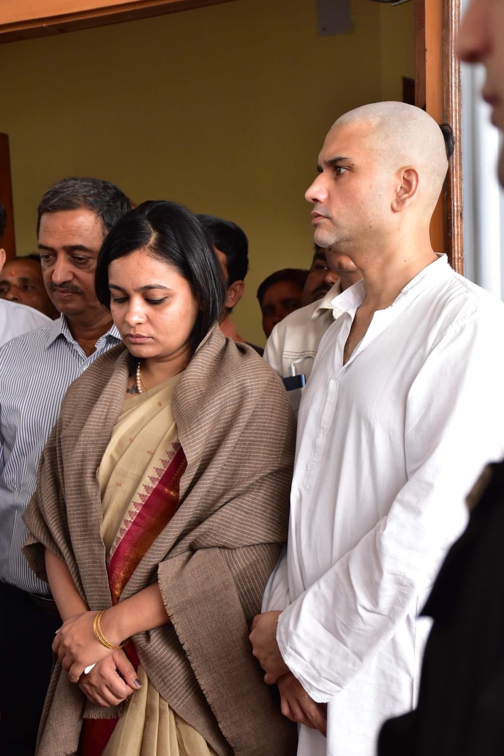 ND Tiwari Son Rohit Shekhar emotional during bone immersion photos