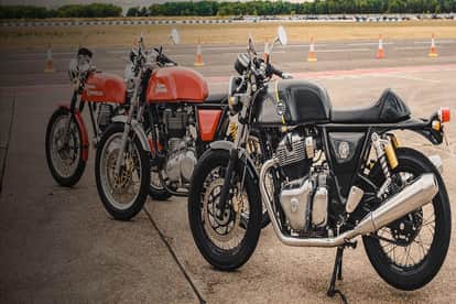 Royal enfield interceptor bike got bike of the year award
