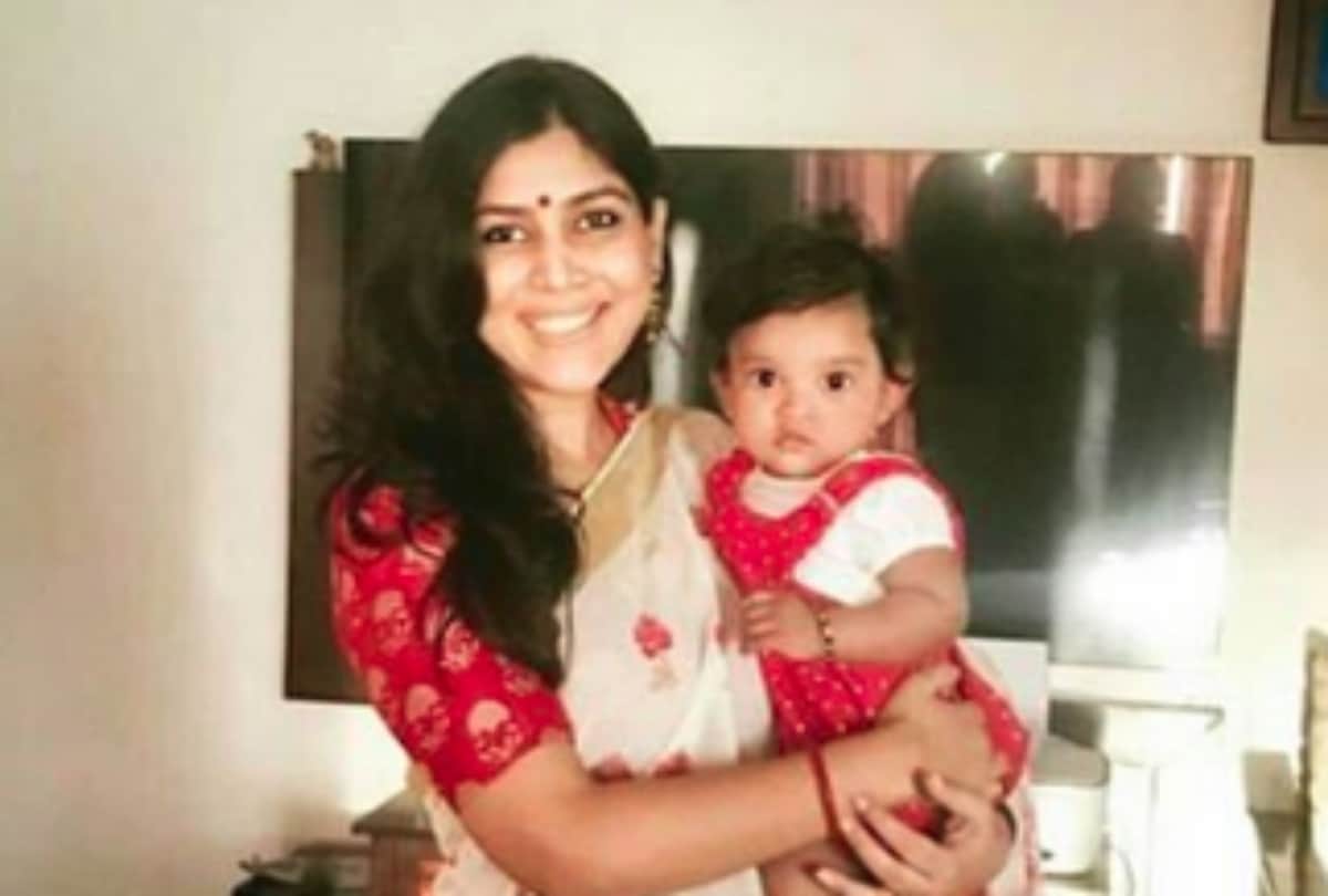sakshi tanwar adopts 8 months baby girl pictures viral