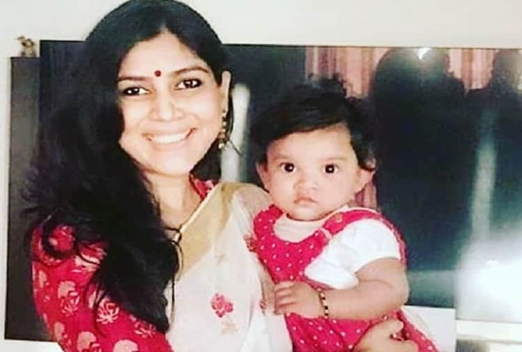 Sakshi Tanwar adopted Baby girl at the age of 45 Ekta Kapoor wishes her in unique style
