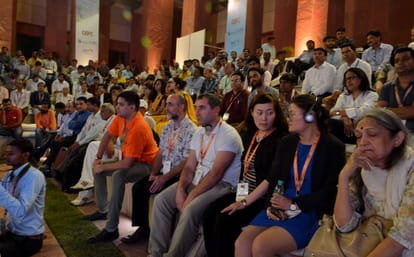 PM Modi inaugurated india carpet expo by video conferencing in varanasi