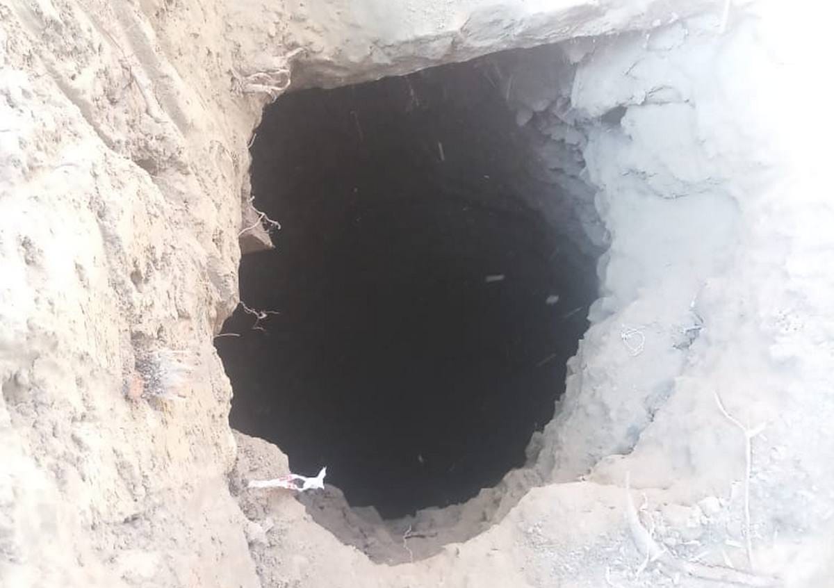 Tunnel found during temple construction in varanasi