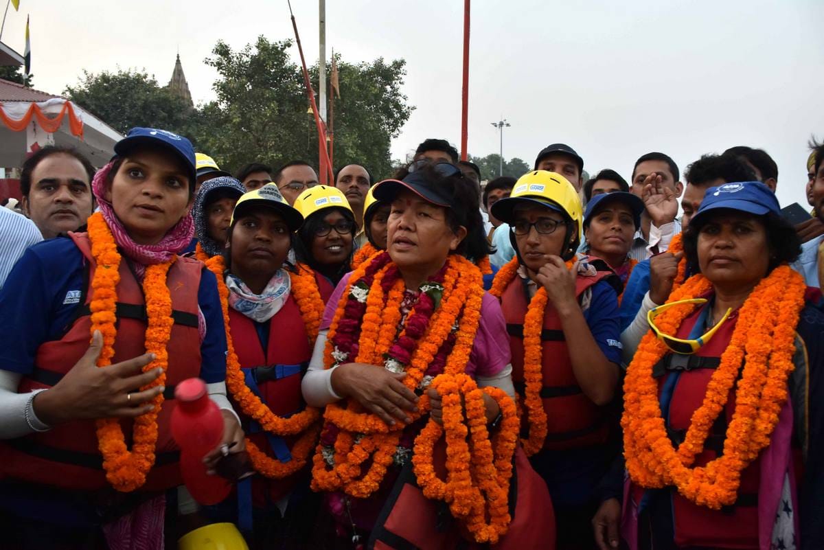 Bachendri pal arrived varanasi with team for mission clean ganga